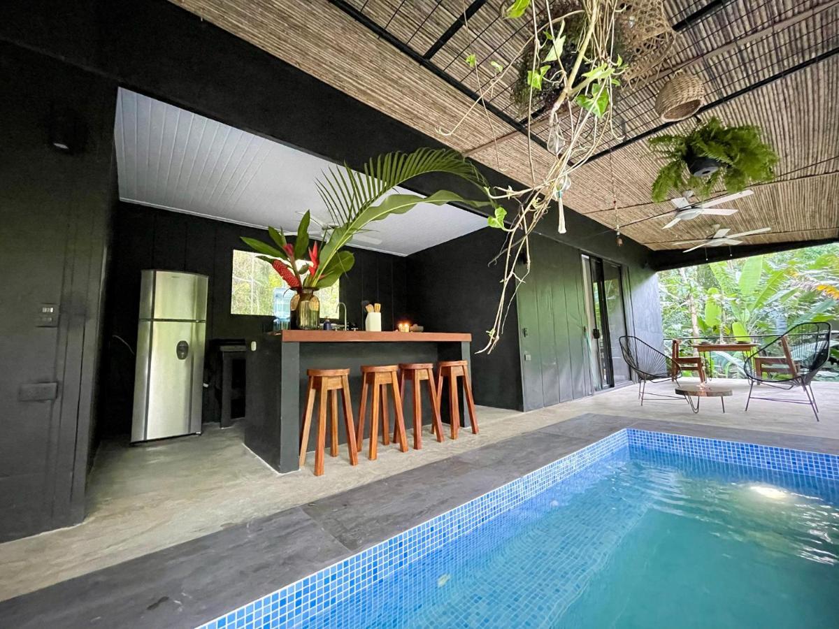 Villa Joeyshe- New Luxury Villa With Pool & Ac Puerto Viejo de Talamanca Extérieur photo